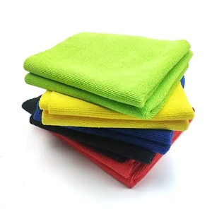 Serviette de lavage de voiture en microfibre coréenne de luxe 300 <span class=keywords><strong>Gsm</strong></span> tissu microfibre absorbant en peluche sans bord à séchage rapide avec sac à poils denses emballé - Product Image 4