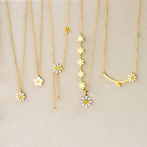 Collar Lindo en Oferta para Niñas, Collar de Cadena de Flores de Acero Inoxidable, Collar con Colgante de Comida Resistente al Agua y al Aceite - Product Image 2