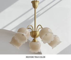 Suspension LED en cuivre massif, blanc chaud, hauteur réglable, intensité variable, style rétro français crème pour salon, chambre à coucher, salle à manger - Product Image 4