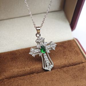 Collier pendentif en argent 925 avec zircon en forme de croix, vente en gros, unisexe/hommes/femmes, cadeau de fiançailles, mariage, usage quotidien, minimaliste - Product Image 5