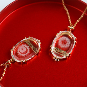 Collar de <span class=keywords><strong>Tarot</strong></span> con Cruz de 18K, Diseño Transparente Vintage de Sol y Luna, Cadena Exquisita para Suéter, Nuevo Collar de Latón Dorado para Mujer - Product Image 4