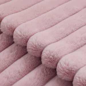 Juego de 2 Fundas de Almohada Decorativas de Lujo Pallene, 22x22, Rayadas, de Algodón Suave y Esponjoso, Unisex, para Decoración de Fiestas - Product Image 1