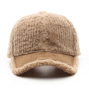 Casquettes de baseball en fourrure d'hiver 2023 Nouveautés Broderie <span class=keywords><strong>C</strong></span> Chapeaux et casquettes tendance pour hommes et femmes - Product Image 4