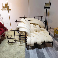 Chaise d'appoint de luxe au design créatif pour hôtel et villa, en tube d'acier inoxydable, chaise de loisirs artistique, chaise longue tendance et originale