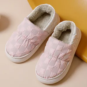 New Checkerboard Design Thick Soft Cotton Mop Wear Resistant Sneaker Plush Slippers For Women