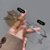 Promotion Lunettes Optiques Unisexe Populaires à Monture Complète Carrée Grande Taille, Anti-Lumière Bleue, Myopie, Couleur Unie, Photochromiques, Tendance et Abordables