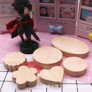Base de madera para muñecas, de pino, redonda, con forma de corazón y trébol, para exhibir figuras hechas a mano. - Product Image 2
