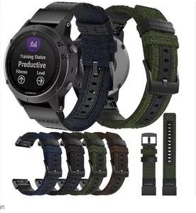 Pour <span class=keywords><strong>Garmin</strong></span> <span class=keywords><strong>Fenix</strong></span> 7 6 <span class=keywords><strong>5</strong></span> <span class=keywords><strong>Bracelet</strong></span> de remplacement de <span class=keywords><strong>bracelet</strong></span> de montre intelligent en cuir véritable + toile <span class=keywords><strong>22mm</strong></span> <span class=keywords><strong>bracelet</strong></span> de montre en Nylon à ajustement rapide - Product Image 3
