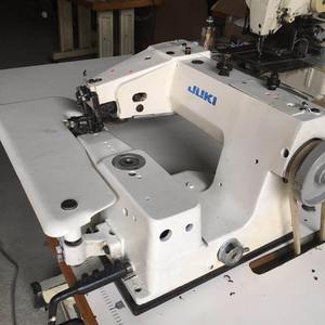 <span class=keywords><strong>Segunda</strong></span> <span class=keywords><strong>mano</strong></span> Japón JUKIs 641 máquina de coser Industrial cegadora puntada dobladillo máquina para Industrial - Product Image 5