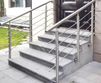 Escalier en fer/acier galvanisé pour plateforme extérieure, personnalisable, style design industriel, durable, écologique, sûr, échelle métallique, garantie 2 ans
