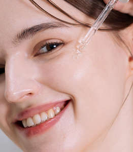 S.O.S Spot Clearing Ampoule Serum Traitement de l'acné Éliminateur de taches brunes Sérum éclaircissant pour le visage Hydratant - Product Image 5