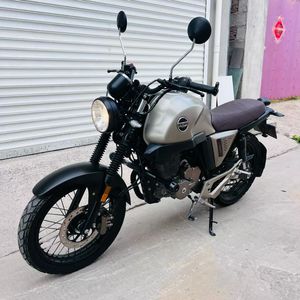 qi Dian 250 <span class=keywords><strong>Fu</strong></span> Gu - Moto d'occasion à deux roues, à essence, de style vintage, finition peinture d'origine, qualité garantie - Product Image 3