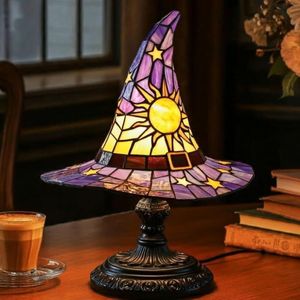 Lámpara de Mesa LED Vintage con Forma de Sombrero de Bruja de Vidrio Teñido, Alimentada por USB, Decoración de Escritorio para el Hogar de Halloween, Lámpara Nocturna - Product Image 4