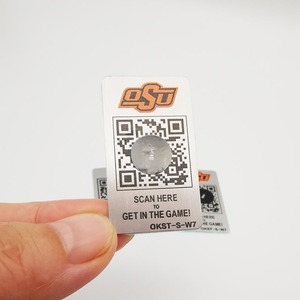 Etiqueta de metal de propiedad a prueba de agua, inventario de acero inoxidable, logotipo personalizado, código <span class=keywords><strong>QR</strong></span> fijo, código de barras, fabricante de etiquetas grabadas con láser - Product Image 1