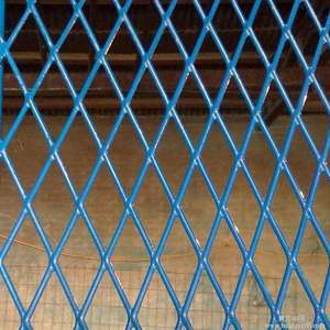 Grillage en acier expansé moderne et durable en aluminium avec motif diamant pour la protection des gouttières d'hôtel - Product Image 3