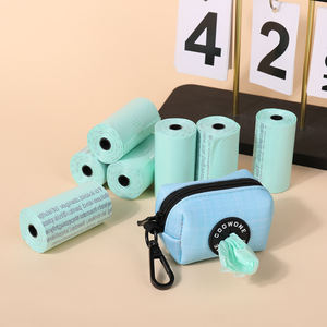 Dispensador de bolsas de caca para perros de poliéster con logotipo personalizado, bolsa dispensadora de caca portátil de lujo para mascotas, bolsas de basura biodegradables para perros - Product Image 1