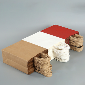 Bolsa de Papel Kraft Marrón Biodegradable con Diseño Personalizado, Logotipo Impreso, para Envasado de Alimentos, Regalos, Compras, Laminación y Manipulación - Product Image 5