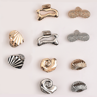 Pinces à cheveux coréennes en métal ajouré style Ins, design simple, en alliage en forme de requin, accessoires pour femmes et filles