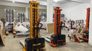 รถยกไฟฟ้าแบบพกพา WELIFTRICH 48V 1 ตัน ยกขึ้นเองได้ พร้อมแบตเตอรี่ลิเธียม-ไอออน และยางโพลียูรีเทน - Product Image 2