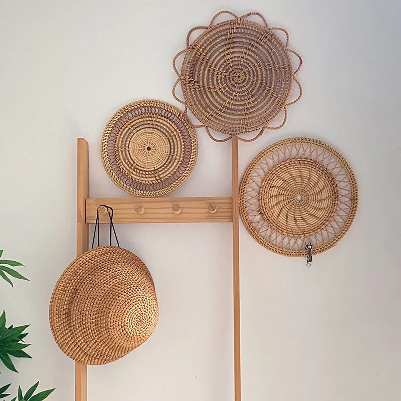 2024 wholesale Woven Wall Decor Boho Basket for Flat Wicker Rattan Art Handmade Plates for Living Room Bedroom Farmhouse