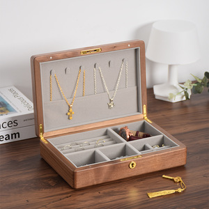 Wooden Jewelry Box Storage Organizer With Lock And <b>Key</b> For <b>Rings</b> Earrings Necklaces Rectangle 24x16x6cm Elegant Design - Product Image 4