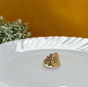 Anillo Victoriano de inspiración vintage, joyería de sello clásico de plata 925 - Product Image 2