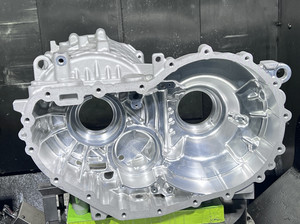 Boîtier de boîte de vitesses automatique nouvelle cavité de moteur d'énergie 5000T moulage sous pression aluminium CNC 5 axes usinage boîte de vitesses de Transmission personnalisée - Product Image 2