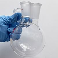 Fiole de laboratoire à fond rond à trois colliers en verre borosilicaté à paroi épaisse avec joint 19/22, de la marque CS Labglass