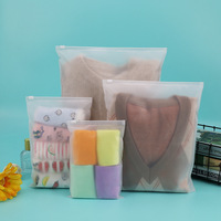 Sac refermable personnalisé avec logo imprimé, imperméable, en plastique givré, pour vêtements et sous-vêtements, pochette à fermeture éclair avec poignée