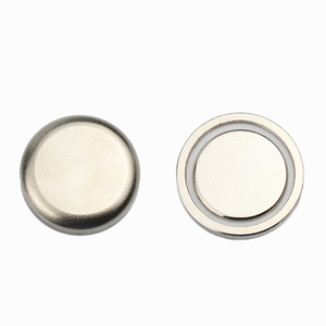 לחצן יחיד קבוע מגנט מדבקות עבור תיבת חבילה עבור חומרים מגנטיים - Product Image 1