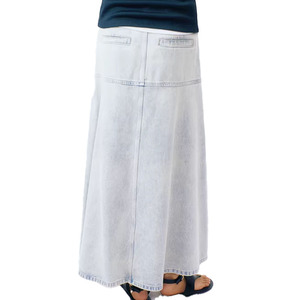 Descubre el Código de Frescura Veraniega con el Vestido Vaquero Azul Claro Ultra Largo de Cintura Alta, a la Moda Sin Límites - Product Image 2