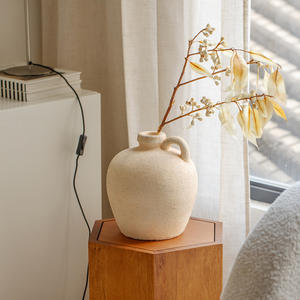 Vase en céramique bohème pour fleurs séchées, grand calibre, pour arrangement floral dans le salon, Vietnam - Product Image 3