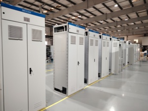 มอเตอร์ไฟฟ้า AC แบบประหยัดพลังงานสำหรับงานอุตสาหกรรม ระบบควบคุมอัตโนมัติ PLC แผงควบคุม/ตู้สวิตช์บอร์ด อุปกรณ์ไฟฟ้า - Product Image 1
