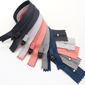 Trung Quốc Nhà Máy 3 # Xếp Nylon Dây Kéo Cho Jersey Đi Xe Đạp Với Cao Su Dây Kéo Mở End Close End Nylon Dây Kéo - Product Image 2