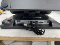 Sistema POS táctil todo en uno 15,6 pulgadas Windows 10 Intel I3/i5/i7/i9 8GB RAM 256GB SSD Impresora térmica para venta al por menor