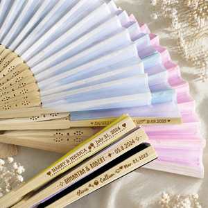 Éventail de mariée en bois pliable avec gravure personnalisée du nom des couple, décorations de mariage rustiques - Product Image 5