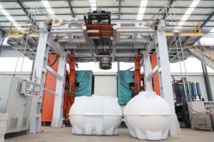 Tanque <span class=keywords><strong>de</strong></span> <span class=keywords><strong>agua</strong></span> <span class=keywords><strong>de</strong></span> plástico <span class=keywords><strong>de</strong></span> 6 capas que hace la máquina fabricación por soplado <span class=keywords><strong>de</strong></span> tanque <span class=keywords><strong>de</strong></span> <span class=keywords><strong>agua</strong></span> potable <span class=keywords><strong>de</strong></span> plástico <span class=keywords><strong>de</strong></span> <span class=keywords><strong>5000</strong></span> <span class=keywords><strong>litros</strong></span> - Product Image 3