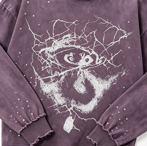 T-shirt Streetwear Col Rond Effet Délavé Vintage avec Motif Rhinestone Hotfix Effet Craquelé et Bordure Effilochée, Détails en Strass Dispersés - Product Image 3