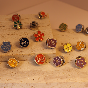 2024 diseños de botones surtidos, botón sin coser, Mini pines esmaltados, botones de Jean de seguridad, <span class=keywords><strong>broches</strong></span> <span class=keywords><strong>para</strong></span> cubrir, <span class=keywords><strong>broches</strong></span> <span class=keywords><strong>para</strong></span> camisa de mujer - Product Image 1