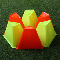 Vente en gros Cônes de football Cône d'entraînement d'agilité en plastique avec sac de transport Marqueurs de terrain de basket-ball de football