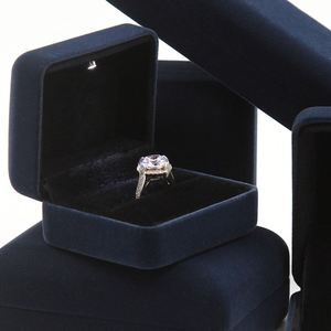 WEIMEI Velvet Jewelry <b>Box</b> <b>LED</b> <b>Light</b> Ring Necklace Bracelet Storage Customizable - Product Image 5