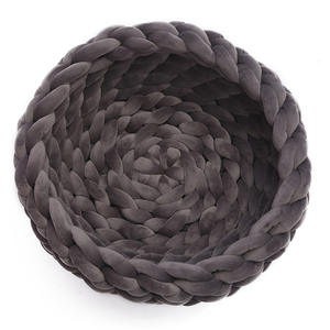 Maychan – lit pour chat fait à la main, lit pour chien multicolore, grotte en velours et tricot pour animal de compagnie - Product Image 6