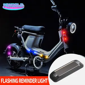 Luz antirrobo para coche, advertencia de Flash Solar para evitar colisiones traseras por la noche, Flash rojo y azul para bicicletas, motocicletas, Suv