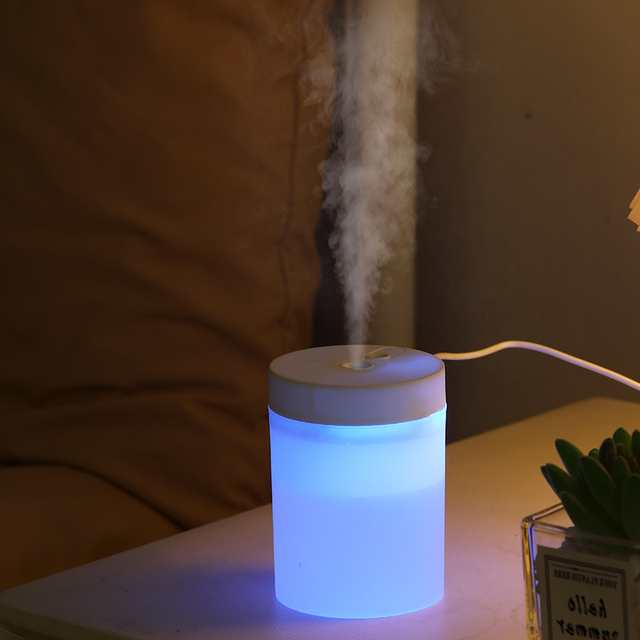 Customized USB Portable 7 Color Atmosphere Light Mini Atomizer Humidifier Desktop Humidifier