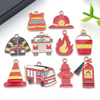 Breloques en émail pour équipement de pompier, en alliage doré, assortiment camion, casque, hydrant, extincteur, pour cadeaux de premiers intervenants