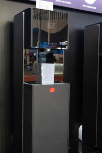 Distributeur d'<span class=keywords><strong>eau</strong></span> électrique de luxe RO avec filtration, <span class=keywords><strong>eau</strong></span> chaude et froide, surveillance intelligente par cloud, <span class=keywords><strong>fontaine</strong></span> à <span class=keywords><strong>eau</strong></span> en acier inoxydable <span class=keywords><strong>pour</strong></span> la maison et <span class=keywords><strong>l</strong></span>'hôtel - Product Image 5