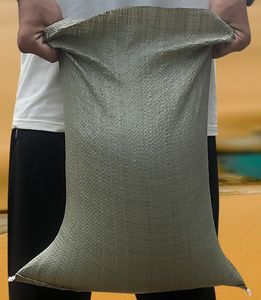 Sacs de sable en polypropylène tissé PP résistant aux inondations, sacs tissés CPP vides pour la construction de barricades d'urgence - Product Image 6