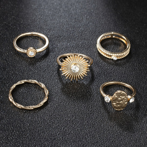 Ensemble de bijoux géométriques tendance 5 pièces, bagues en zircon pour femmes, alliage de zinc, serti clos, design soleil couchant - Product Image 2