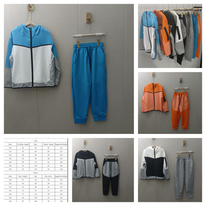 Set di <span class=keywords><strong>pantaloni</strong></span> da ginnastica da palestra e Set di felpe con cappuccio e felpa in poliestere in pile Tech - Product Image 1
