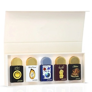 Al por Mayor, Ibraheem AL Qurashi, Set <span class=keywords><strong>de</strong></span> Regalo con 5 Mini Perfumes en Spray <span class=keywords><strong>de</strong></span> 20 ml, Fragancia Floral Amaderada <span class=keywords><strong>de</strong></span> Rosa <span class=keywords><strong>de</strong></span> Larga Duración para Hombre - Product Image 3